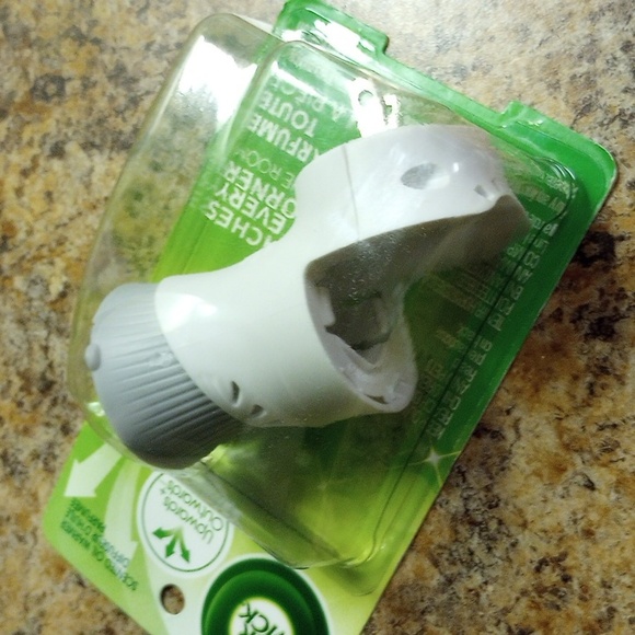 Air wick Plug In - Picture 4 of 4